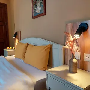 2* Отель Madera